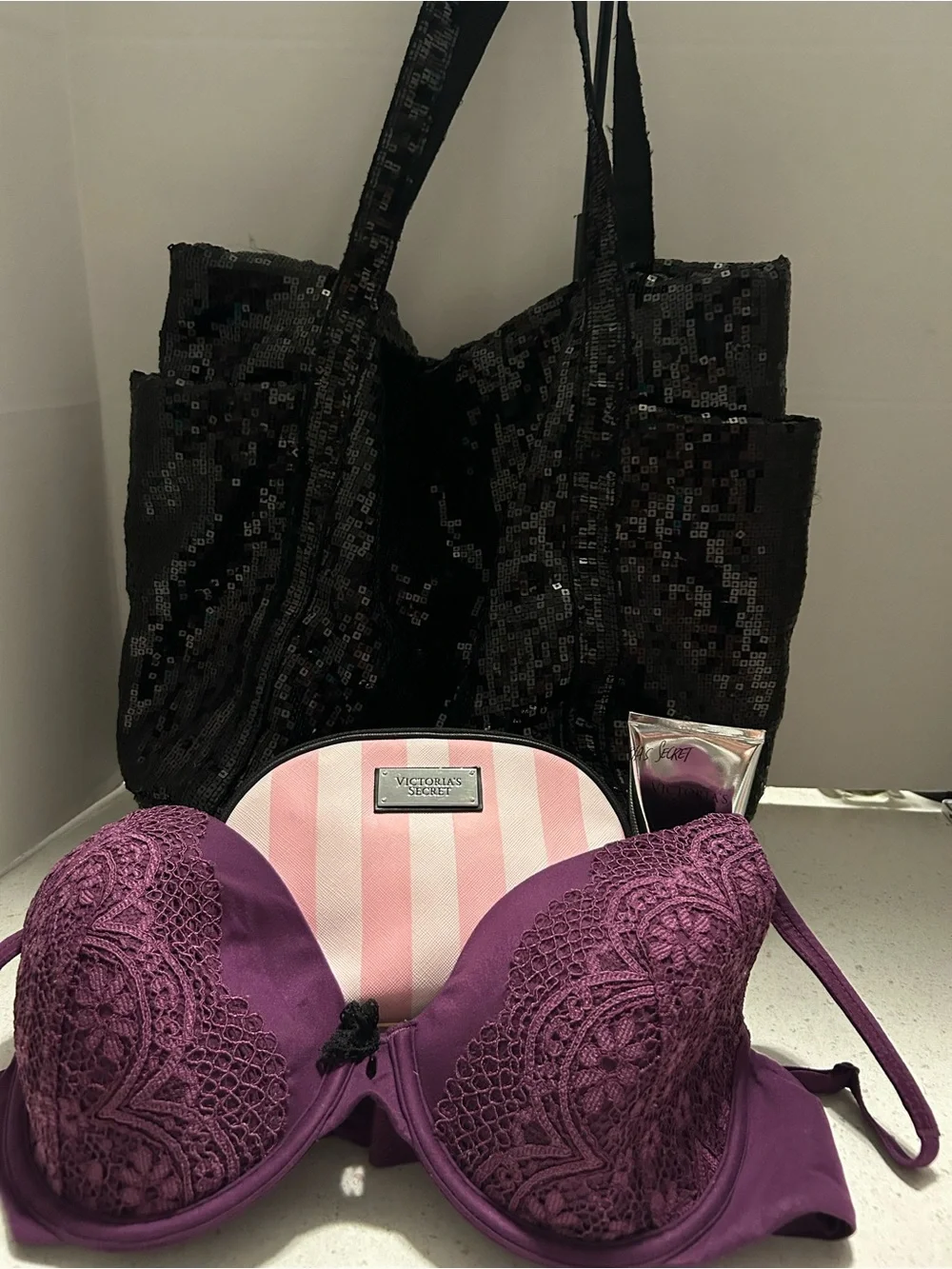 Victoria's Secret Gift Basket Includes All Items Pictured
